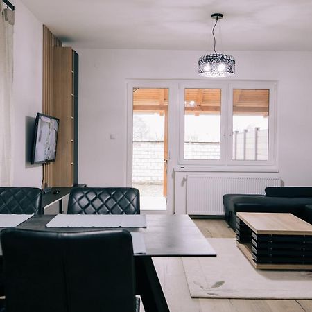 Tulip Guest House Ii. Palić Εξωτερικό φωτογραφία